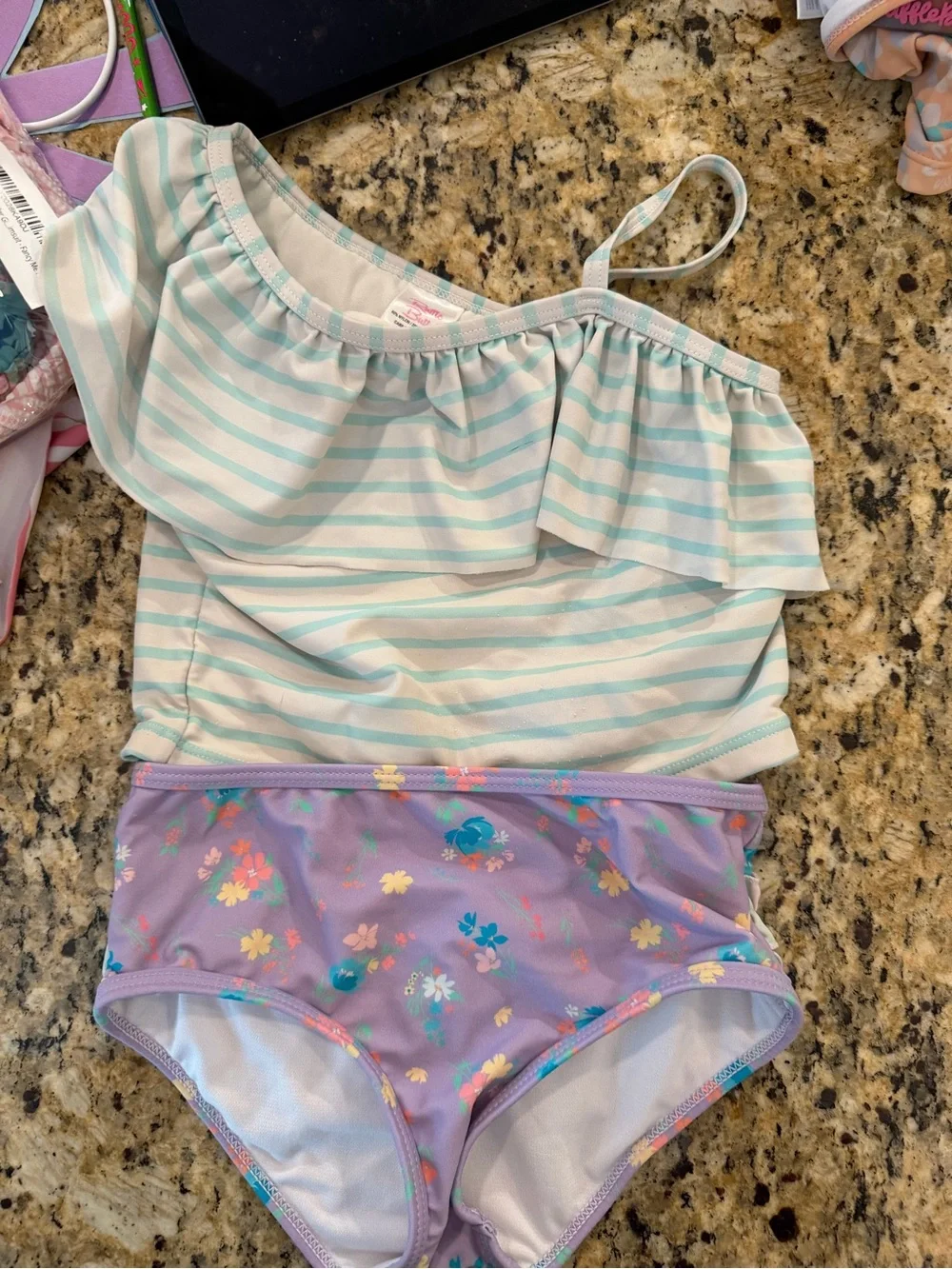 Ruffle Butts- girls Bathing suits- size 6
